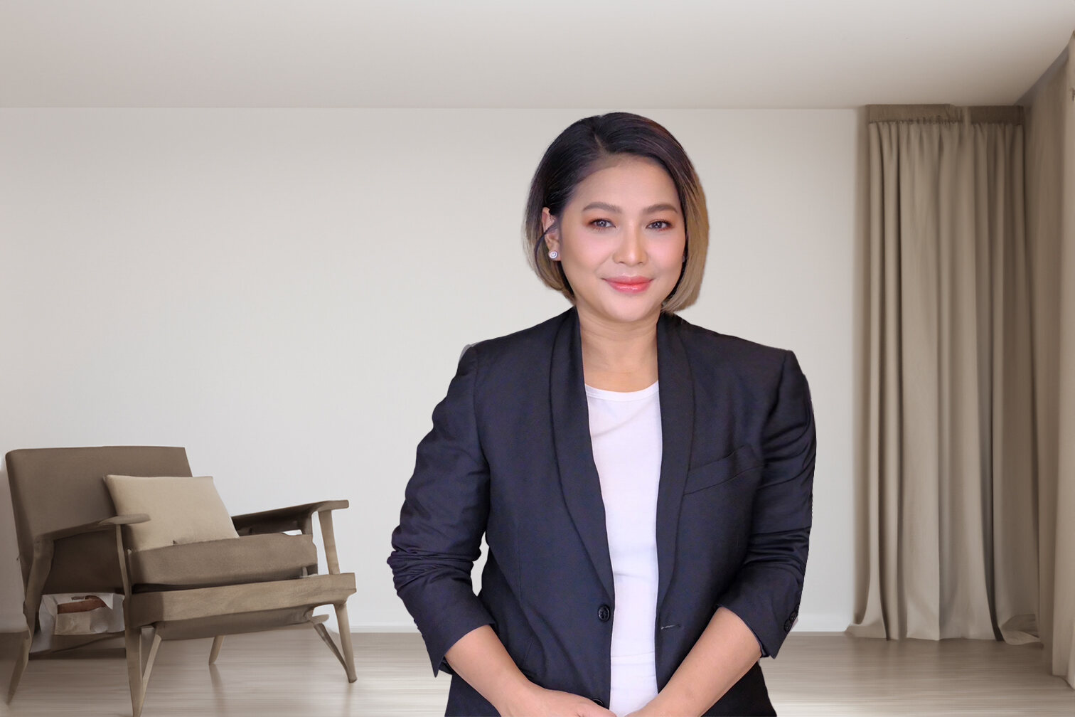 คุณ พิมพ์รภัส ธนกิจพันธ์สกุล